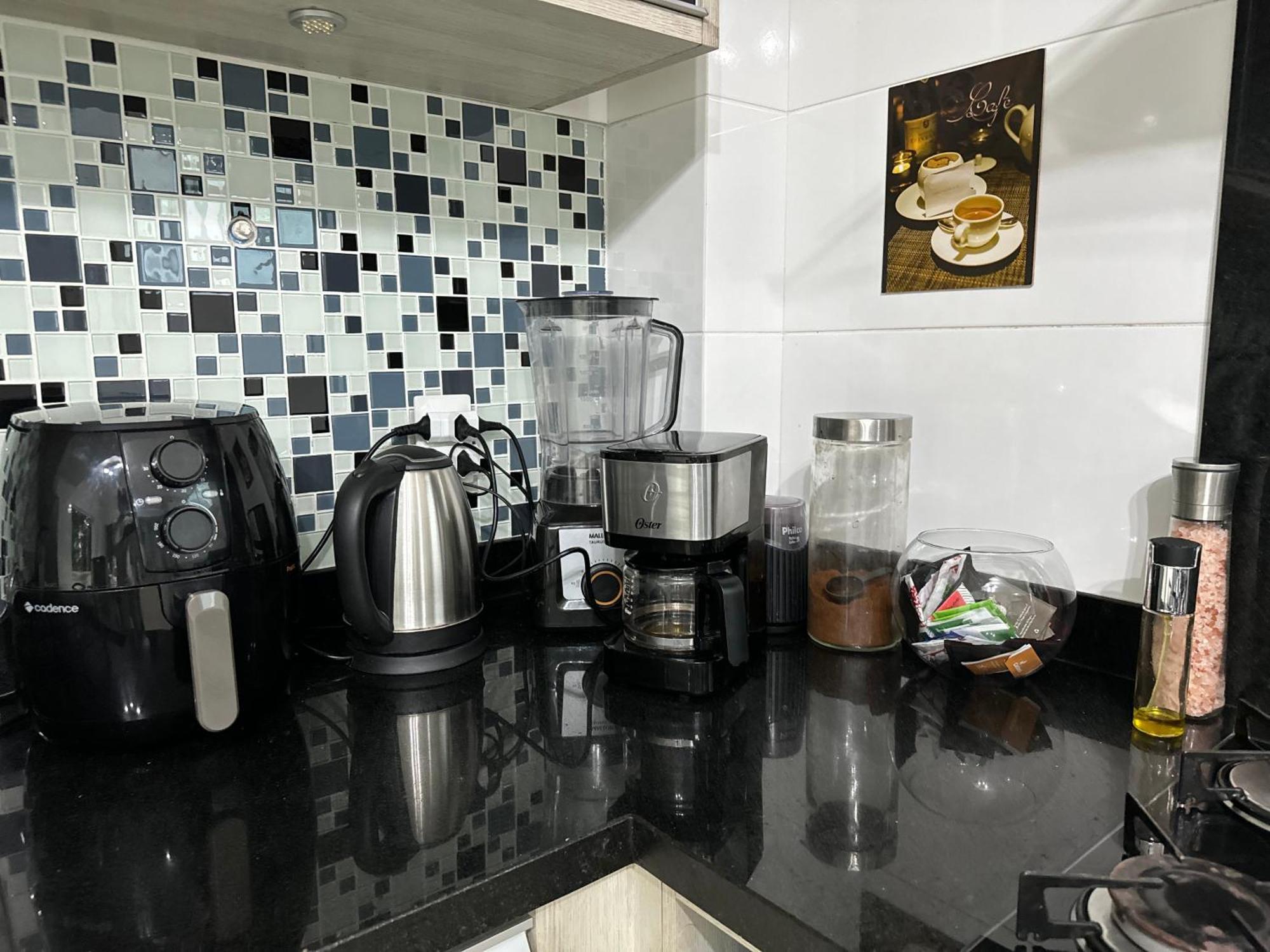 Quarto Confortavel Com Tv, Ar E Sacada Vista Jardim Florianópolis Kültér fotó